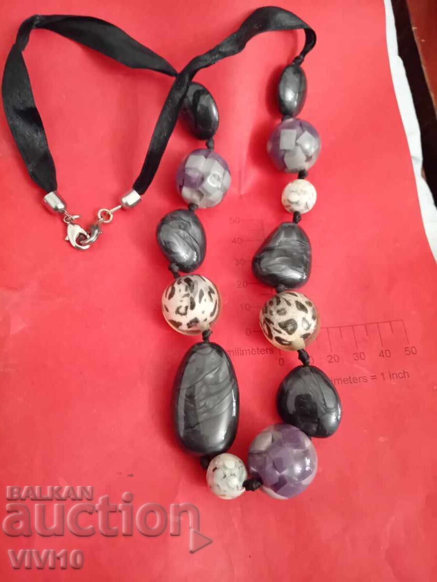 Старинно колие, едри топчета Старинно колие, едри топчета