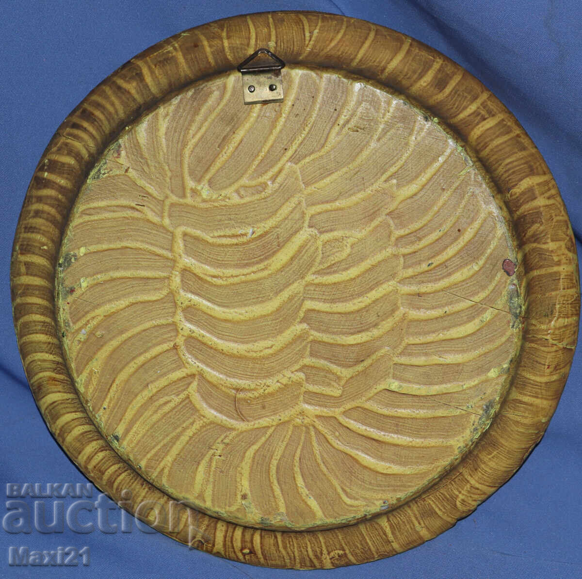 Decorative hand-painted wooden plate, still life - 7