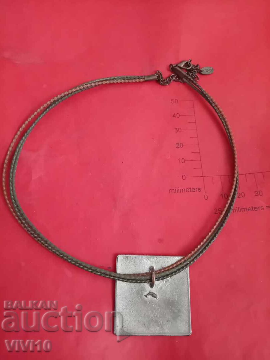 Старинно колие с емаил с цена 40.00 лв. | € 20.45