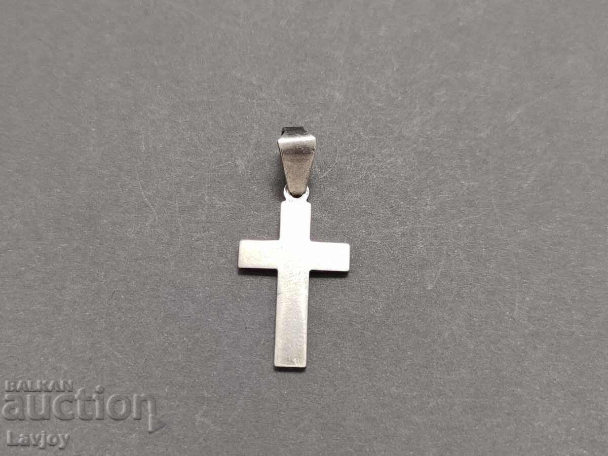 Δημοπρασία Ασημένιο σταυρουδάκι 925 Δημοπρασία Ασημένιο σταυρουδάκι 925