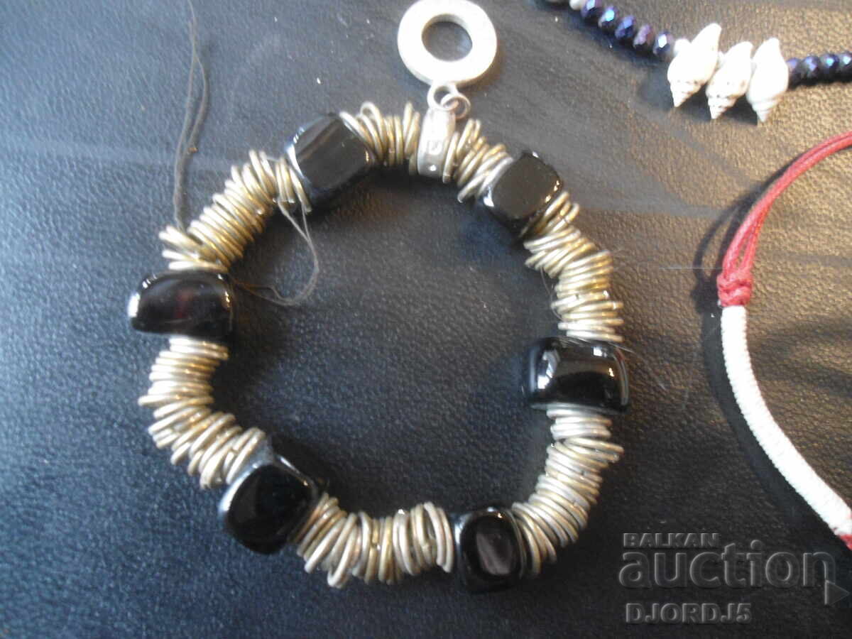 Delivery of Lot of old jewelry, pendants Delivery of Lot of old jewelry, pendants