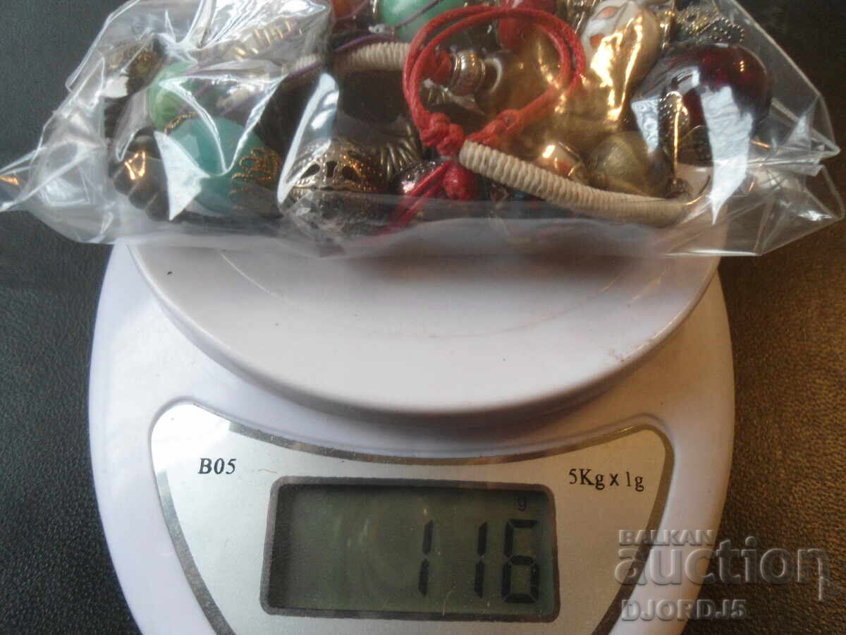 Lot of old jewelry, pendants - 7 Lot of old jewelry, pendants - 7