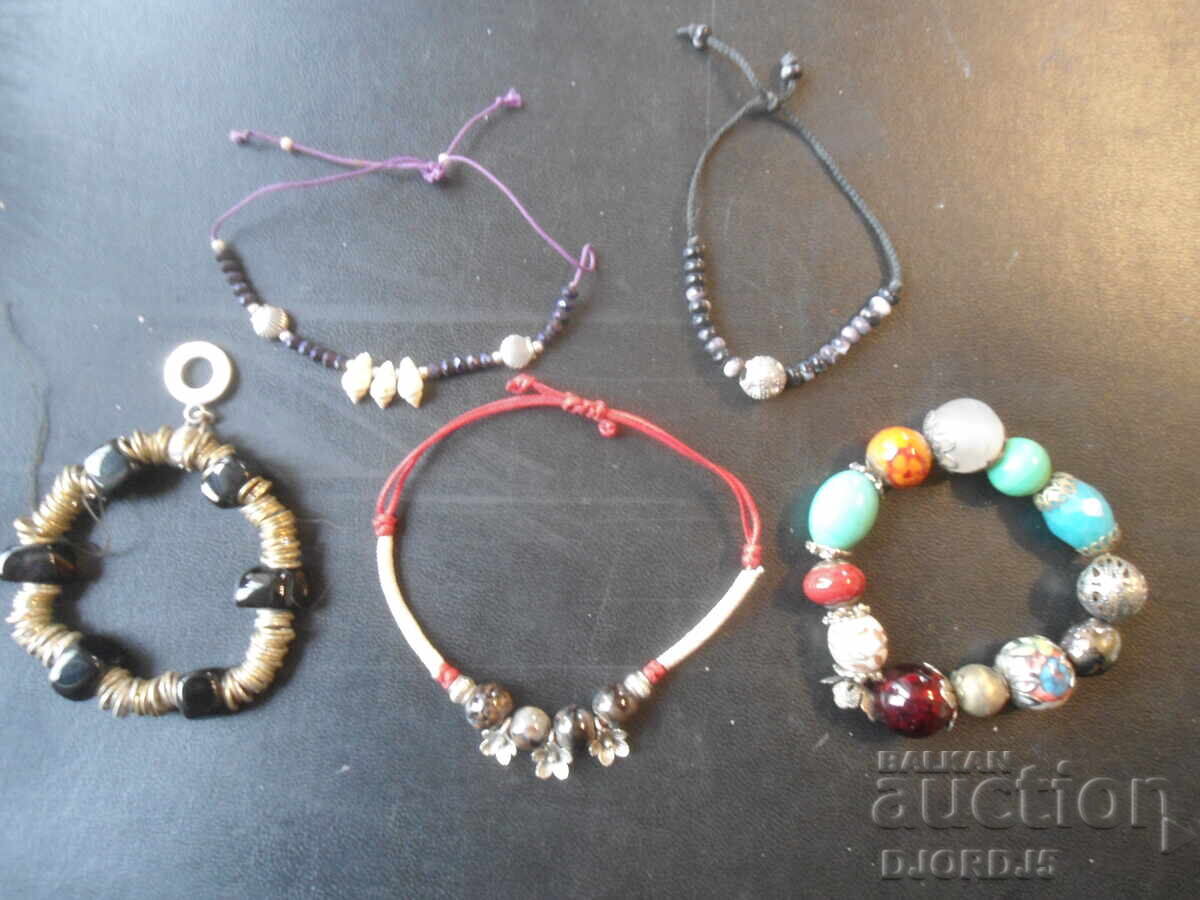 Lot of old jewelry, pendants Lot of old jewelry, pendants