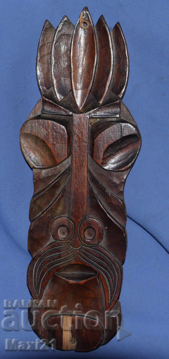 Ръчно резбовано дървено пано маска