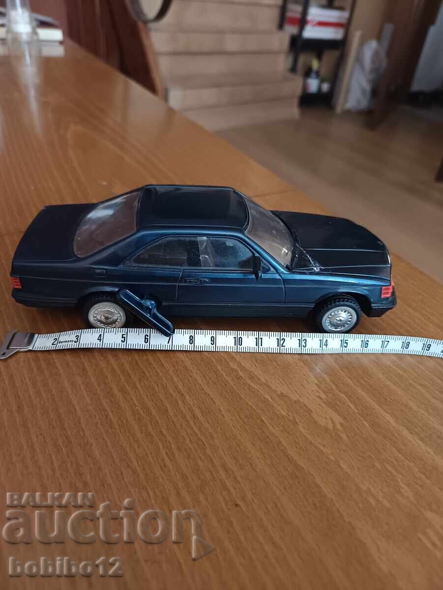 Retro Mercedes 500 toy