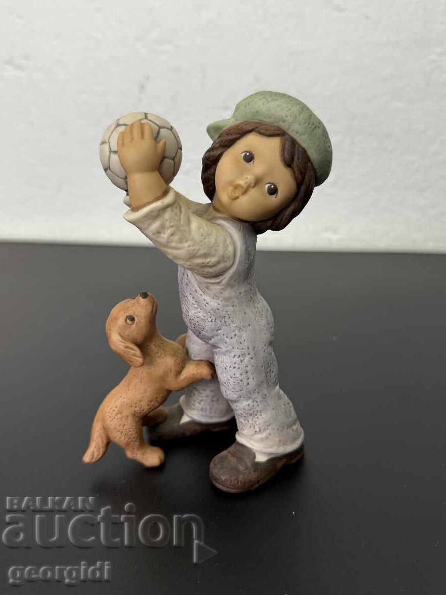 Figurină de porțelan Goebel Nina - marco. Nr. 7459 cu preț 65.00 BGN | € 33.23