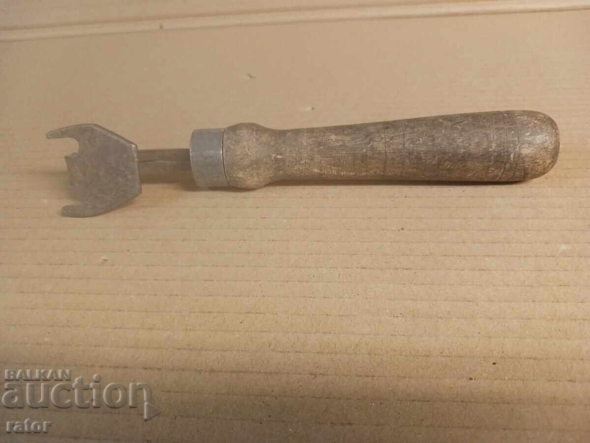 Παράδοση Πολύ παλιό εργαλείο Παράδοση Πολύ παλιό εργαλείο