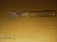 Instrument foarte vechi, rar