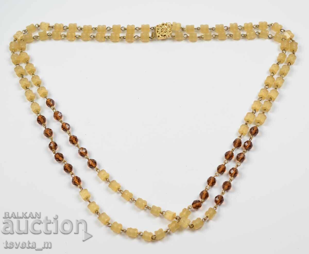 Κολιέ, περιδέραιο Ανατολικής Γερμανίας σοσιαλιστικό με τιμή 5.00 BGN | € 2.56 Κολιέ, περιδέραιο Ανατολικής Γερμανίας σοσιαλιστικό με τιμή 5.00 BGN | € 2.56