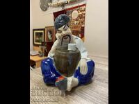 Πορσελάνινη καράφα "Κοζάκος με βαρέλι"