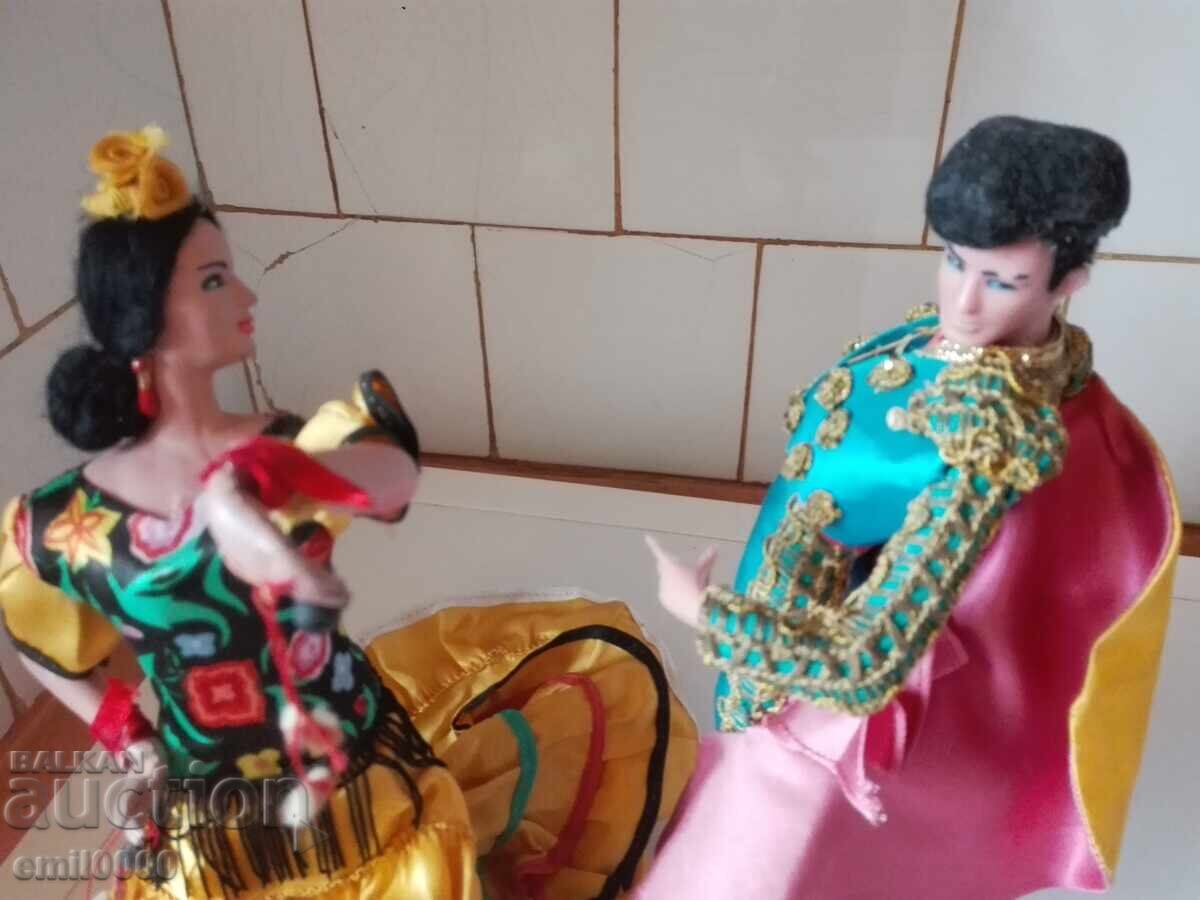 Dancing dolls with price 44.99 BGN | € 23.00