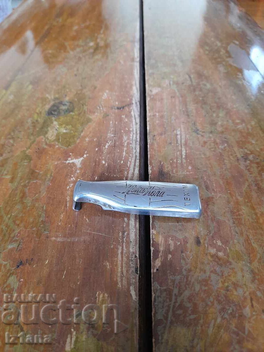 Deschizător vechi Coca Cola, Coca Cola