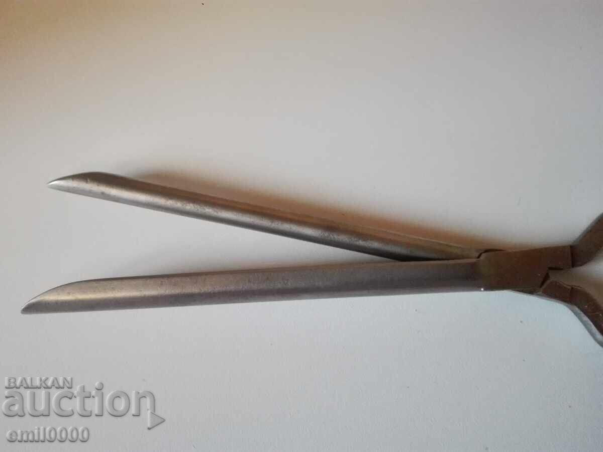 Foarte veche ondulator de păr cu preț 24.99 BGN | € 12.78 Foarte veche ondulator de păr cu preț 24.99 BGN | € 12.78