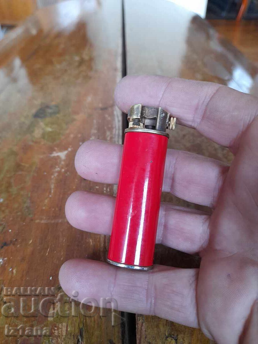 An old lighter with price 37.00 BGN | € 18.92