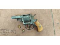 Bulldog Revolver, 9mm Caliber