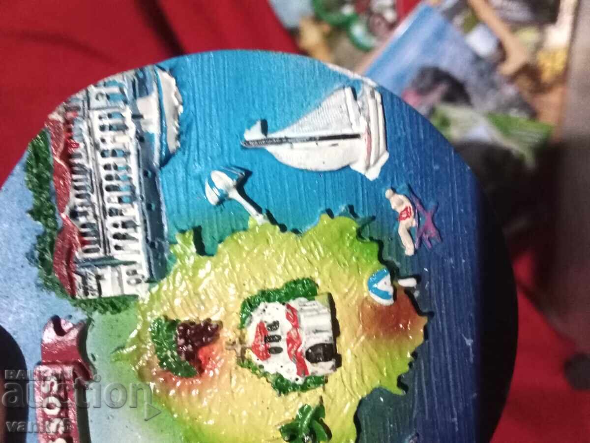 Peste 50 de bucăți de picturi mici cu preț 1.00 BGN | € 0.51