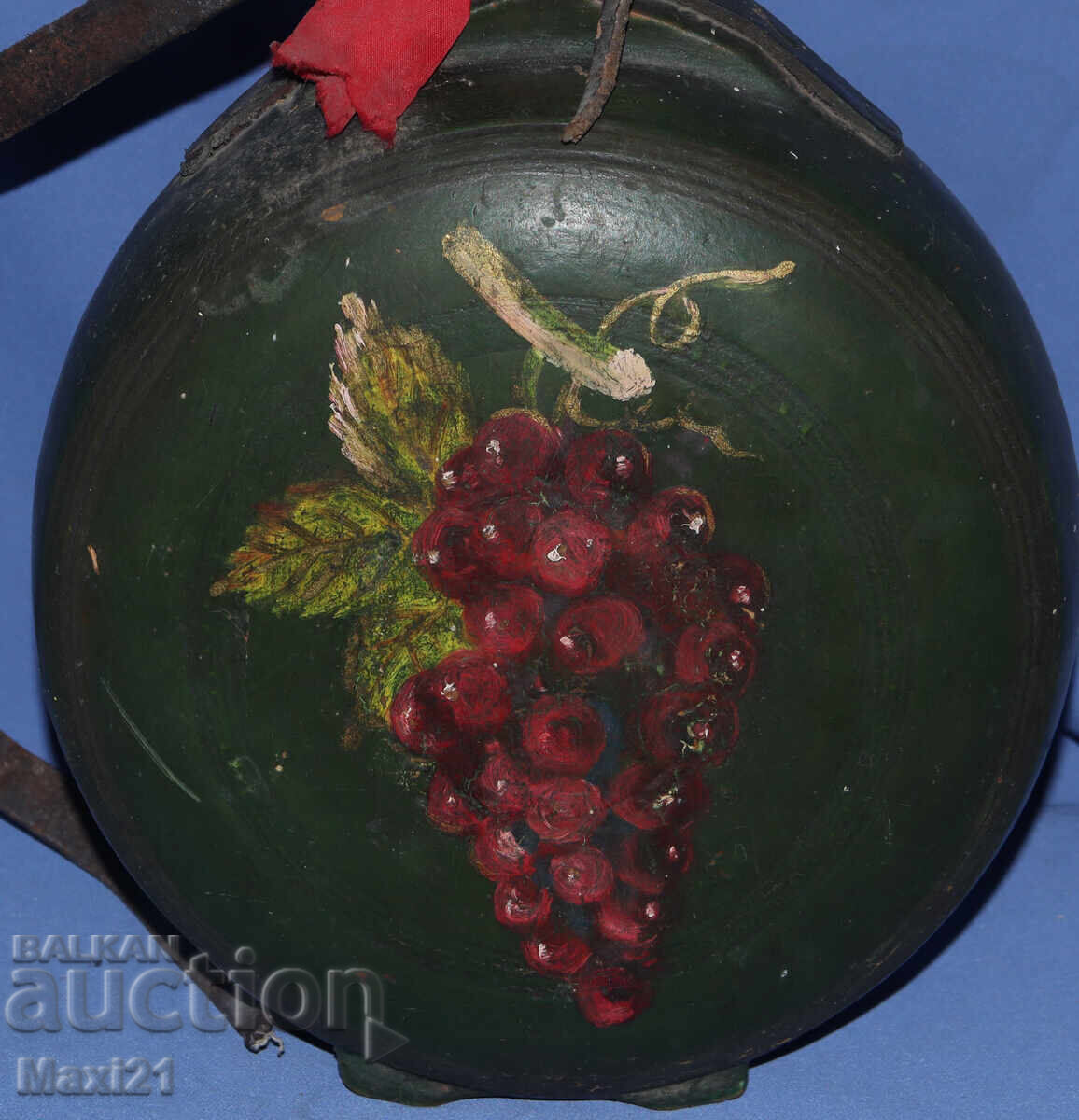 Delivery of Hand-painted antique flask/jug