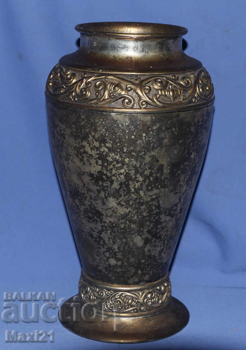 Ασημένιο βάζο αντίκα για λουλούδια