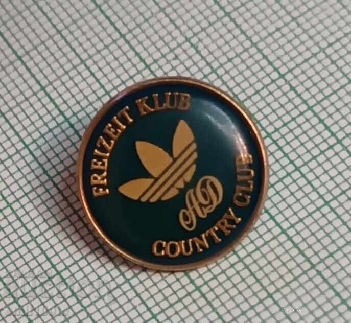 Значка- adidas с цена 4.00 лв. | € 2.05