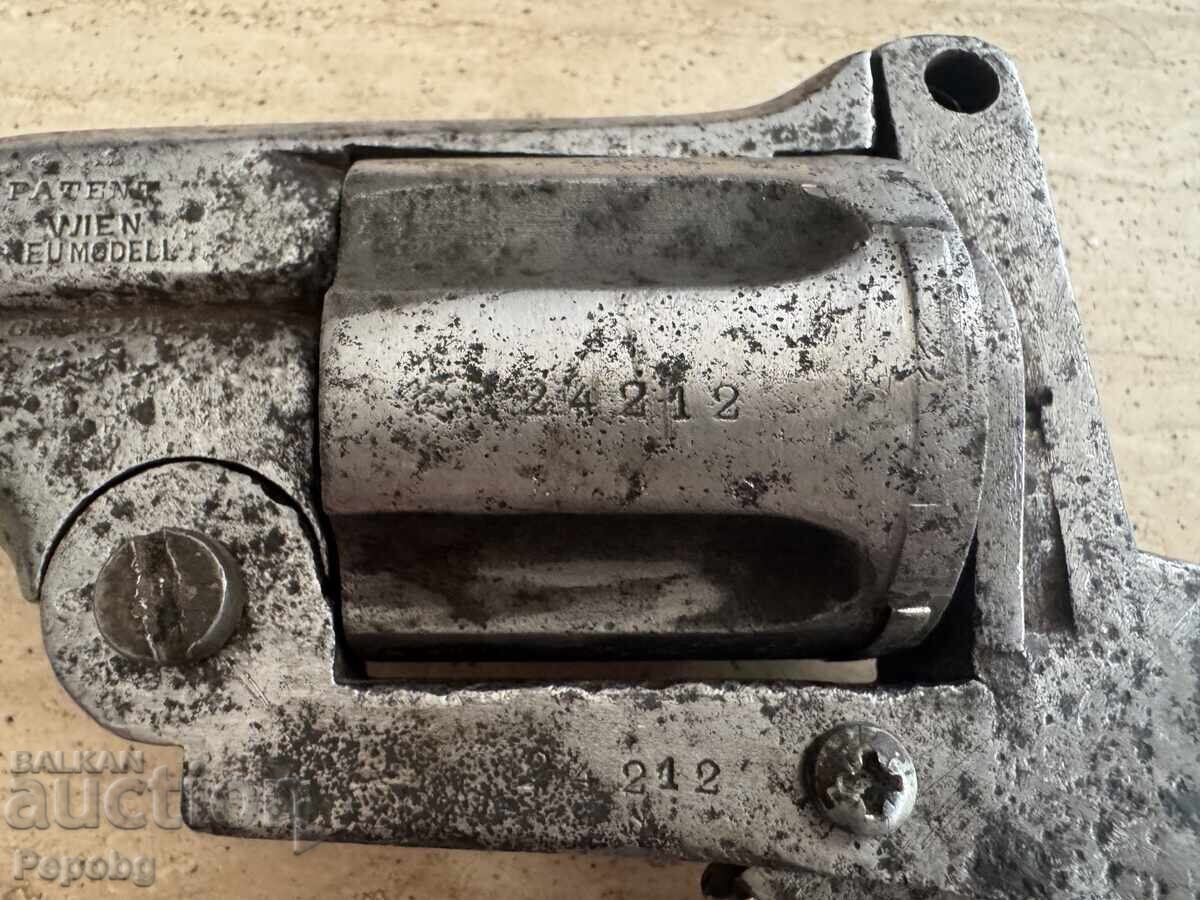 Стар револвер Гасер - 6