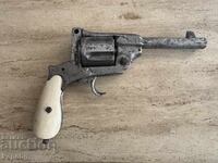 Revolver vechi Gasser