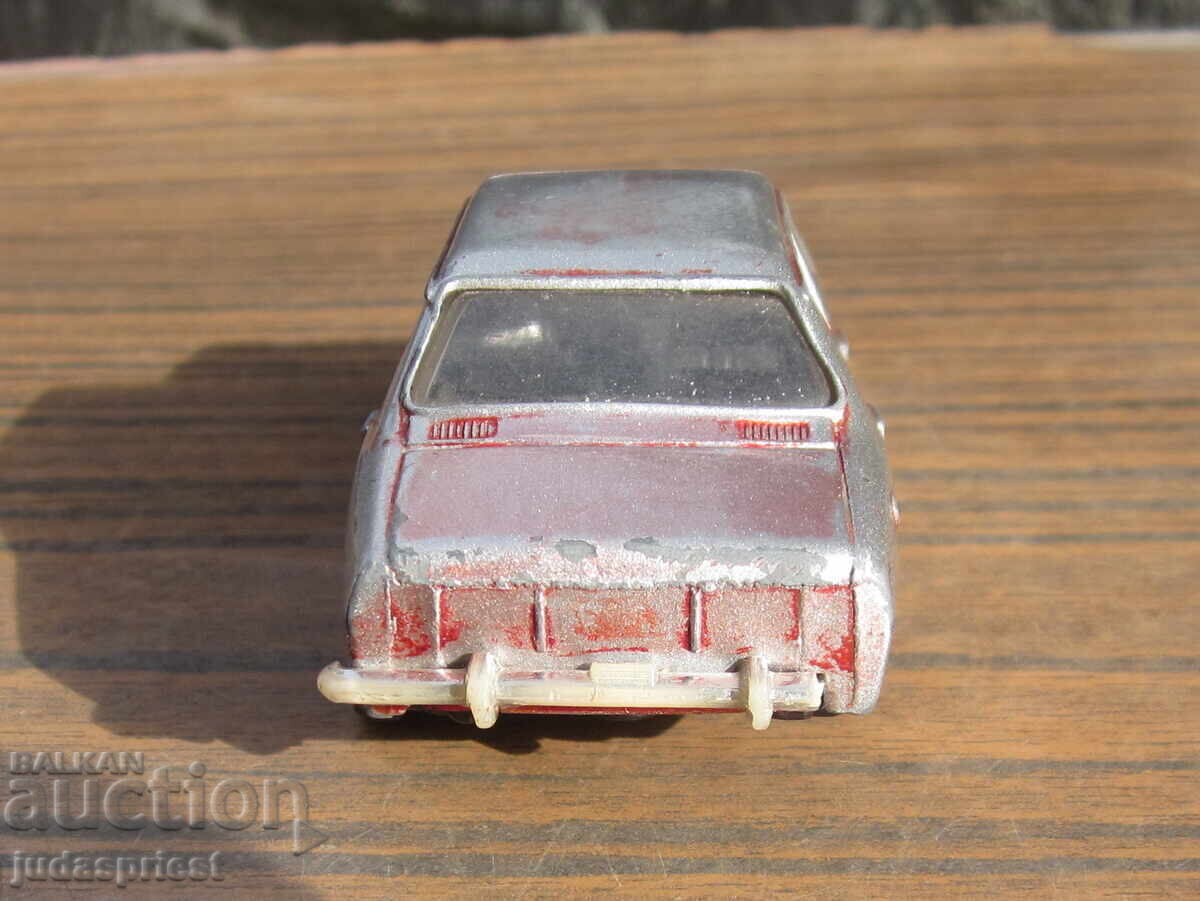 Δημοπρασία Παλιό μεταλλικό παιχνίδι αυτοκινητάκι Polistil Ford Escort EL 60 Δημοπρασία Παλιό μεταλλικό παιχνίδι αυτοκινητάκι Polistil Ford Escort EL 60