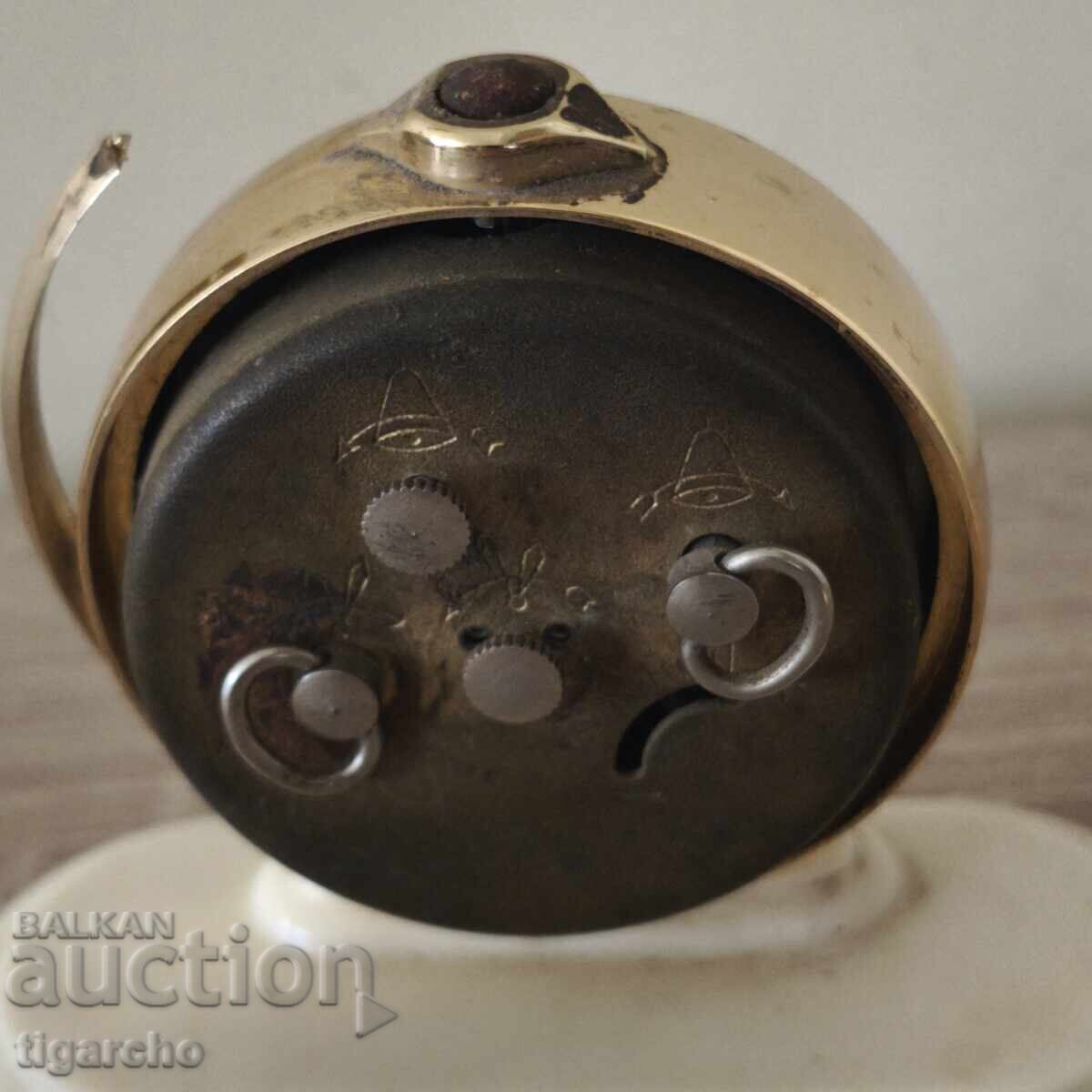 Delivery of Glory alarm clock Delivery of Glory alarm clock