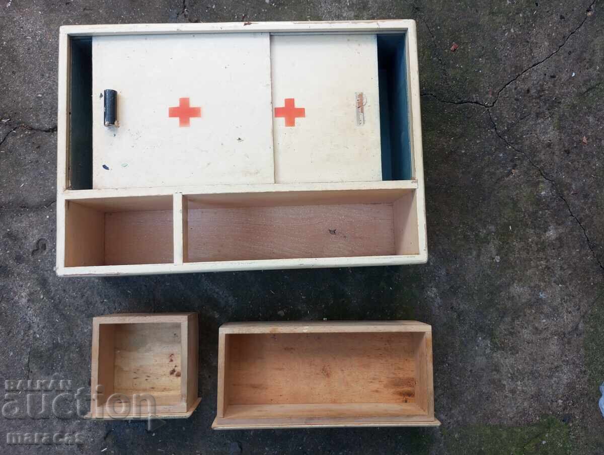 Old wooden first aid kit with price 35.00 BGN | € 17.90