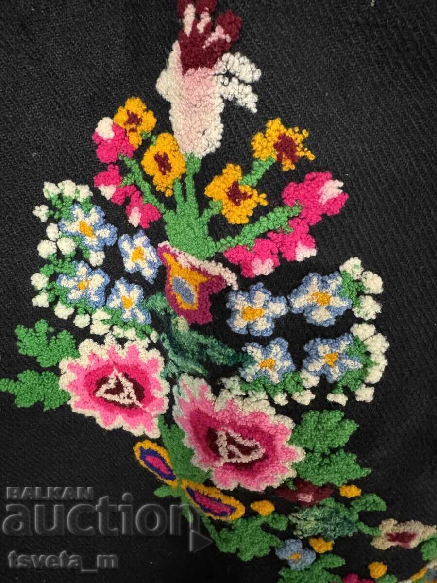 Woolen women's apron with ruffled embroidery, folk costume with price 32.00 BGN | € 16.36 Woolen women's apron with ruffled embroidery, folk costume with price 32.00 BGN | € 16.36