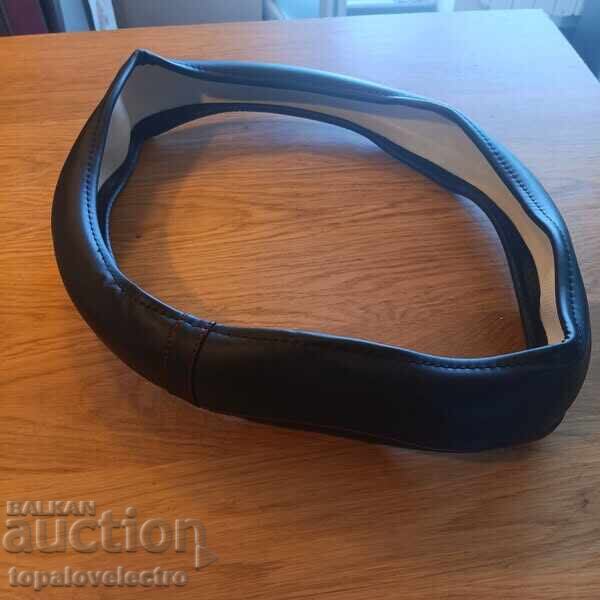 NEW! Universal Leather Steering Wheel Cover 37-38 cm - Black and - 6