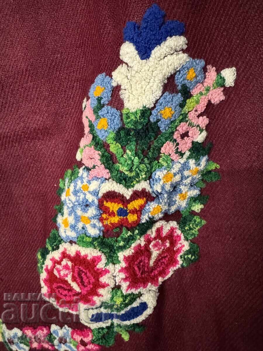 Delivery of Woolen women's apron with ruffled embroidery, folk costume Delivery of Woolen women's apron with ruffled embroidery, folk costume