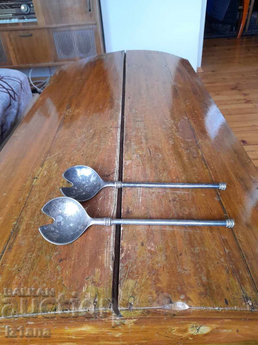 Set de tacâmuri pentru salată vechi