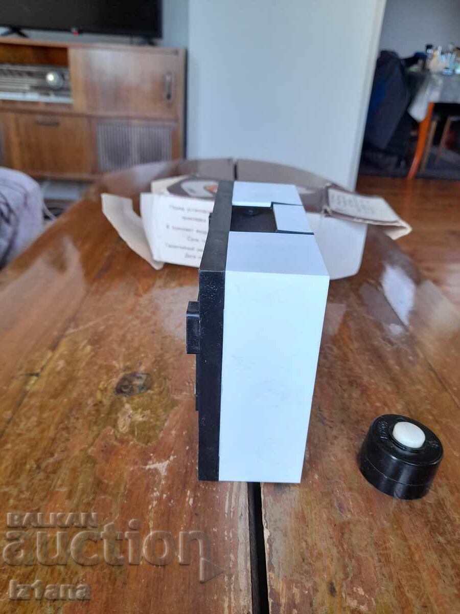 Auction  Old Electric Bell Gong