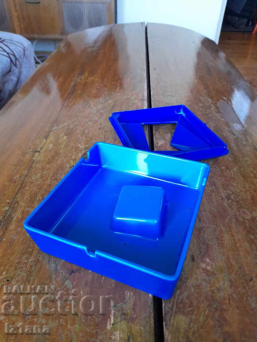 Παλιό τασάκι Marlboro - 5 Παλιό τασάκι Marlboro - 5