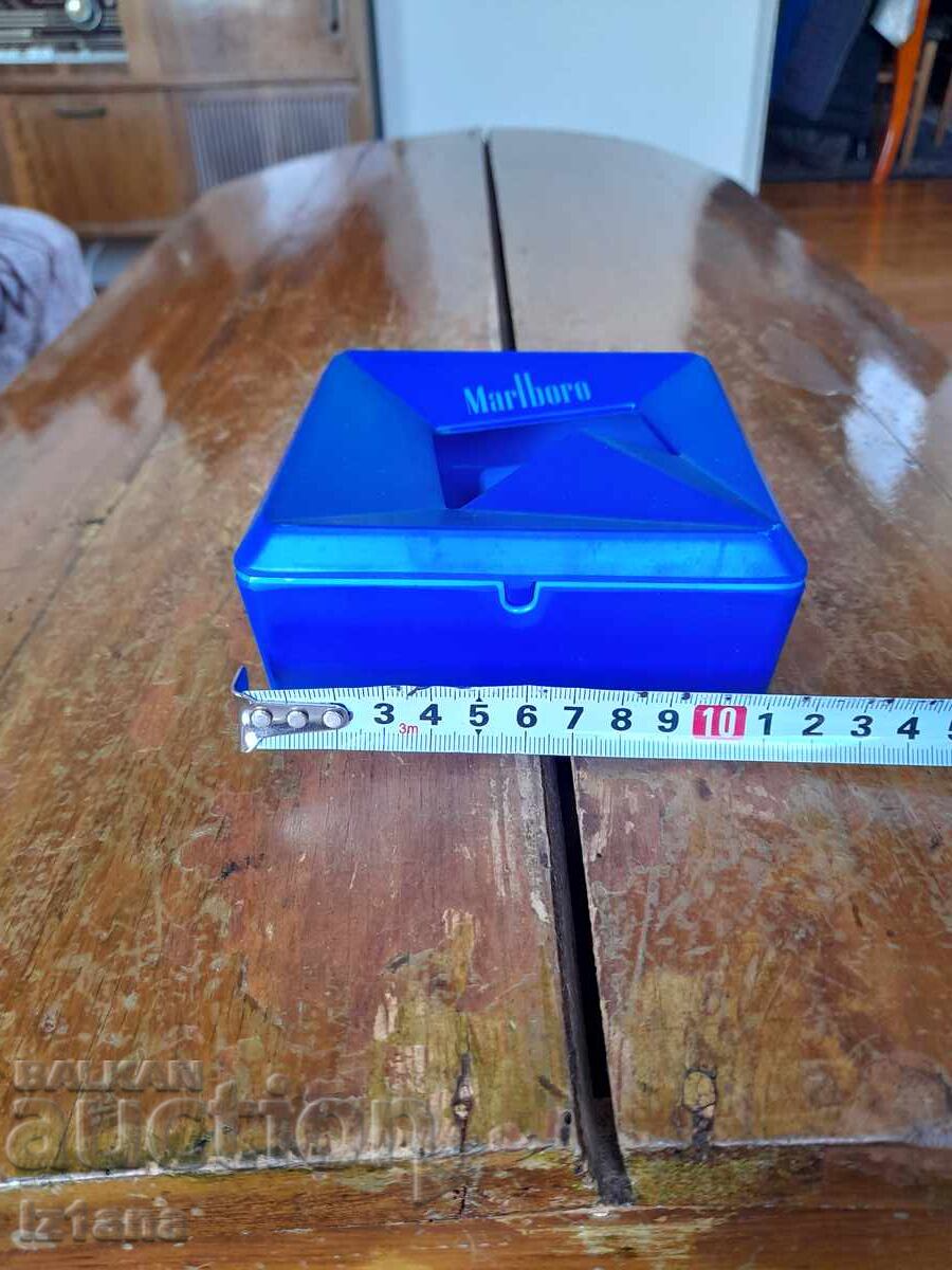 Παλιό τασάκι Marlboro - 6 Παλιό τασάκι Marlboro - 6