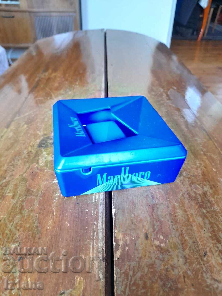 Παλιό τασάκι Marlboro Παλιό τασάκι Marlboro