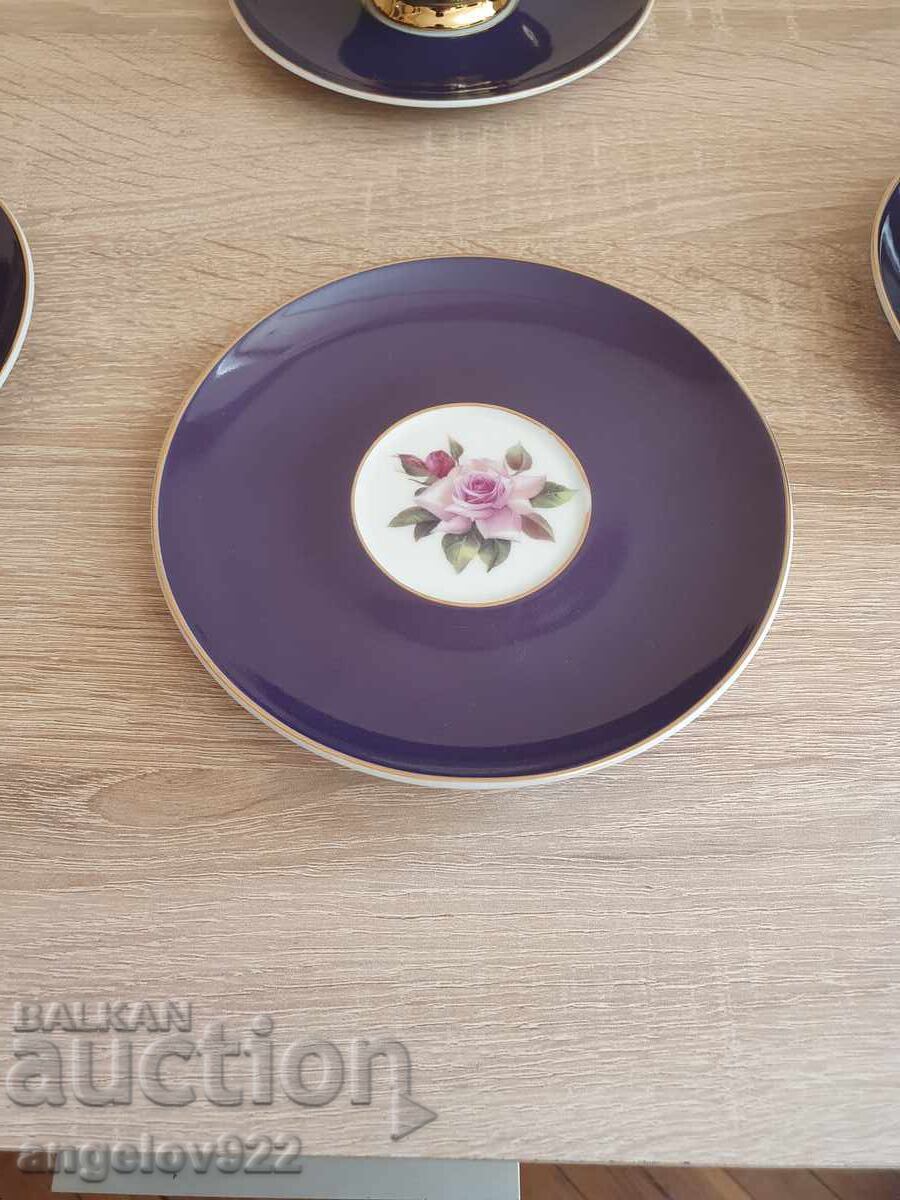 Delivery of Porcelain Coffee Cups Edith Lagerhaus Delivery of Porcelain Coffee Cups Edith Lagerhaus