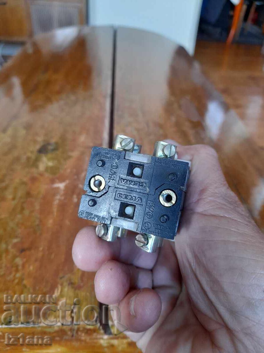 Cema Electric Switch - 6