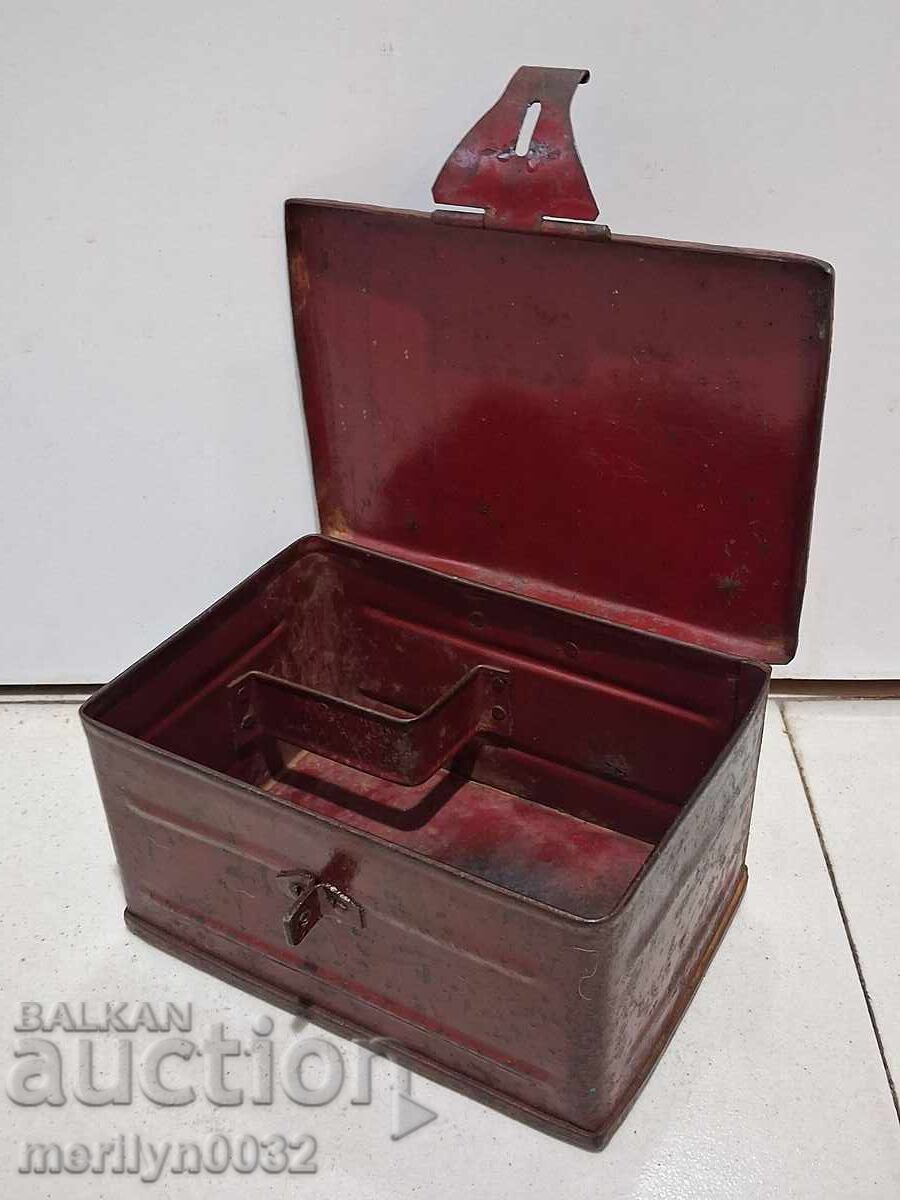 Παράδοση Μεταλλικό κουτί φαρμακείο αυτοκίνητο μοτοσυκλέτα δεκαετία 30-40