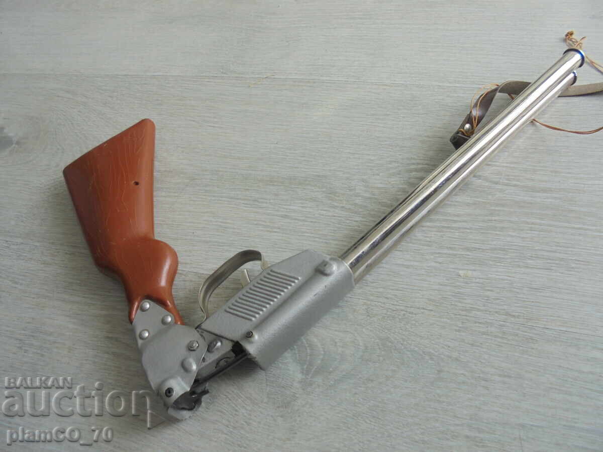 Аукцион №*8306 Стара играчка пушка с тапички – двуцевка