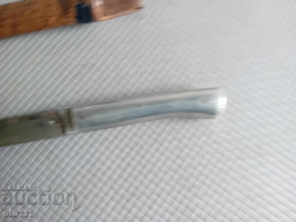 OLD KNIFE - 5 OLD KNIFE - 5