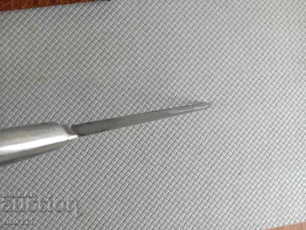 OLD KNIFE - 7 OLD KNIFE - 7