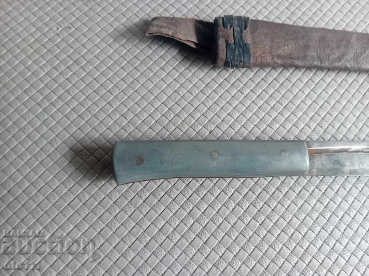 OLD KNIFE - 5 OLD KNIFE - 5