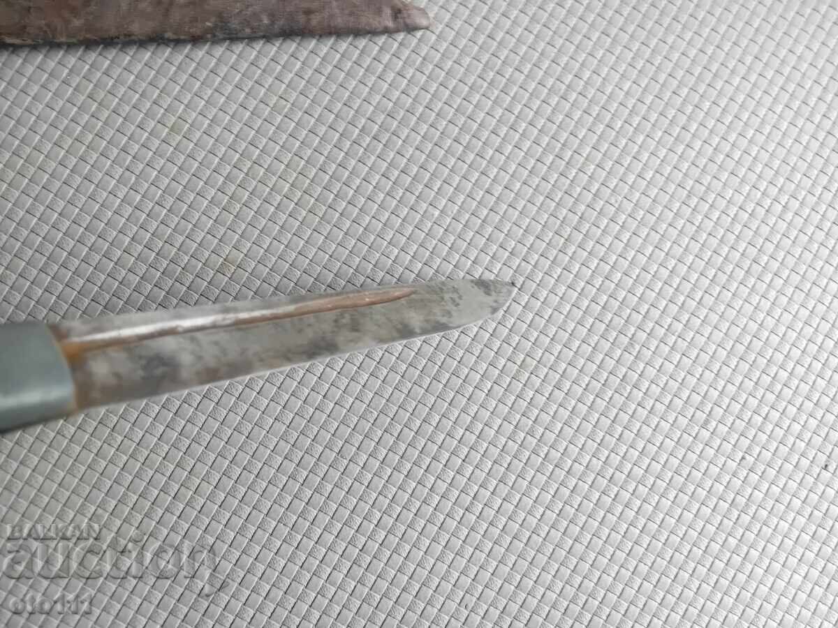 OLD KNIFE - 7 OLD KNIFE - 7