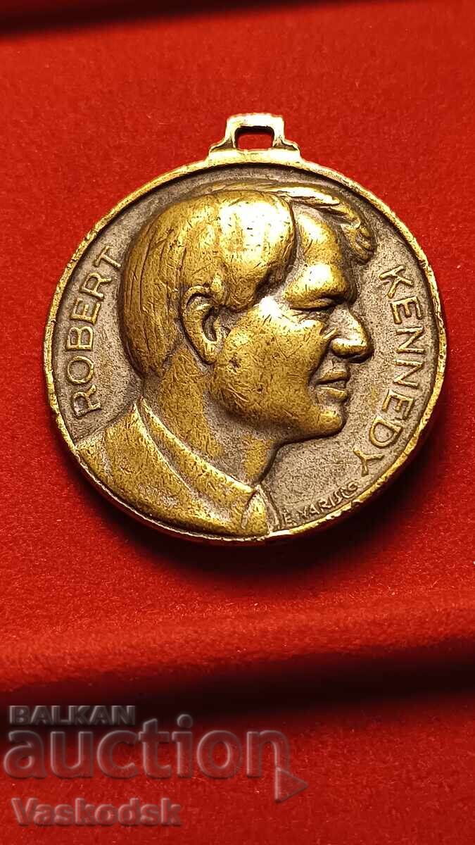 Medal with J.F. Kennedy with price 20.00 BGN | € 10.23 Medal with J.F. Kennedy with price 20.00 BGN | € 10.23