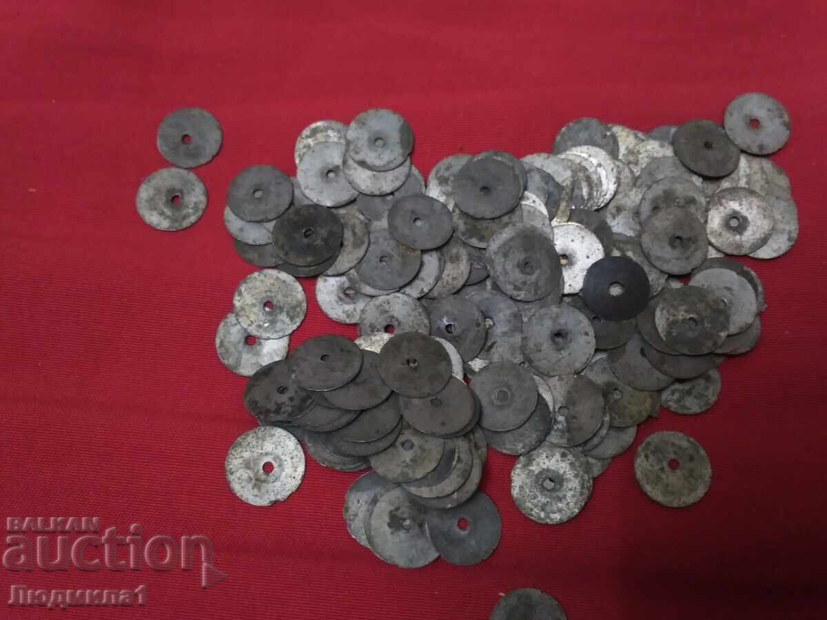 OLD SILVER SEQUINS OLD SILVER SEQUINS