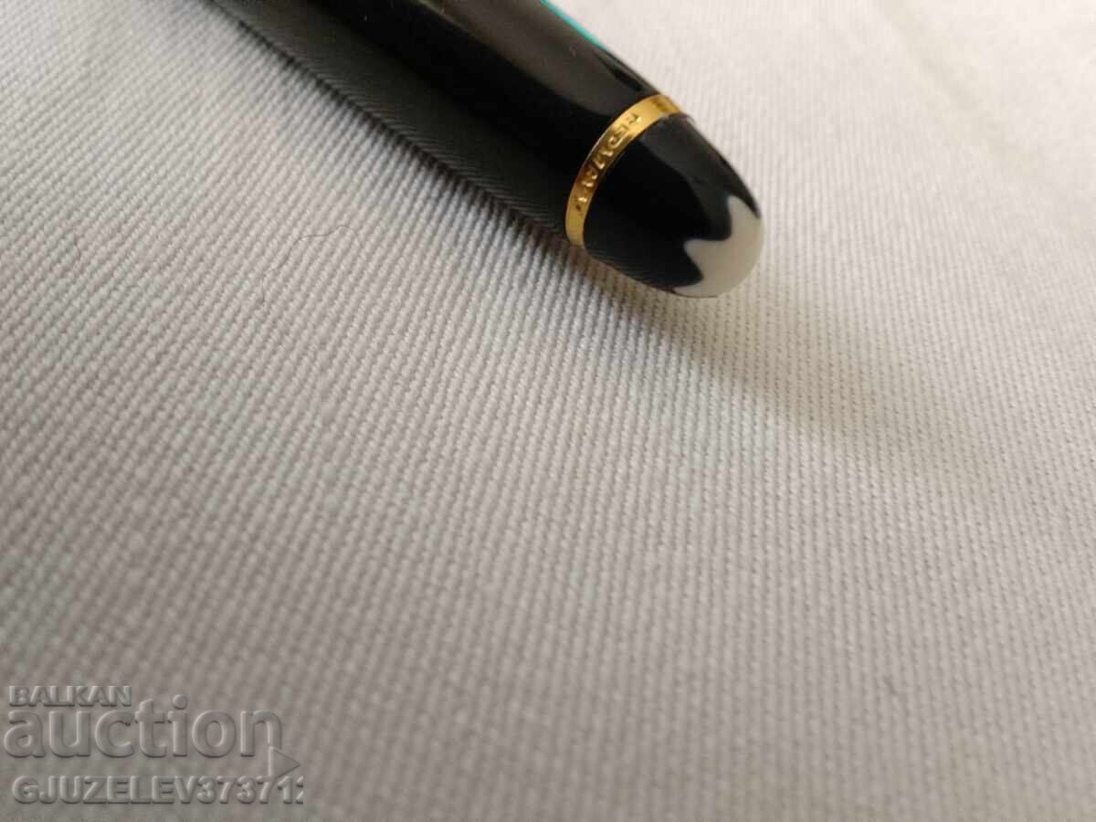 Delivery of Montblanc Meisterstück Pen