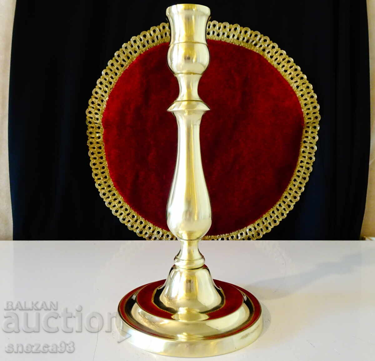 Bronze candlestick 25 cm, 490 g, Victorian style with price 36.00 BGN | € 18.41