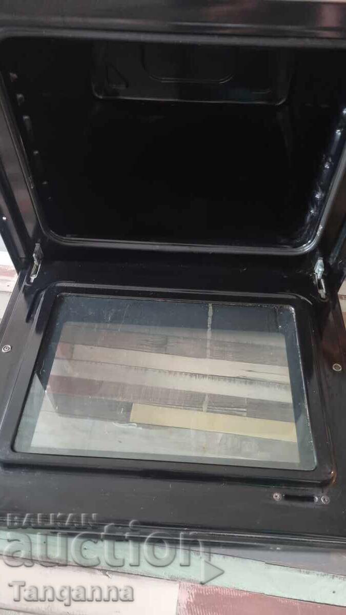 Auction  Built-in Oven