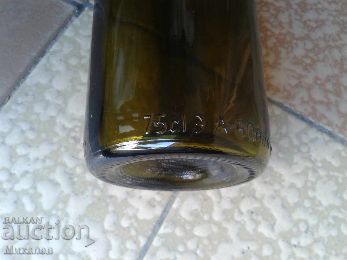 Auction Glass wine bottles 750 ml Auction Glass wine bottles 750 ml